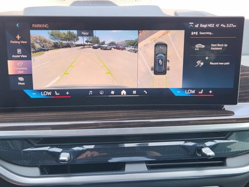 Used 2026 BMW X5 sDrive40i image 11