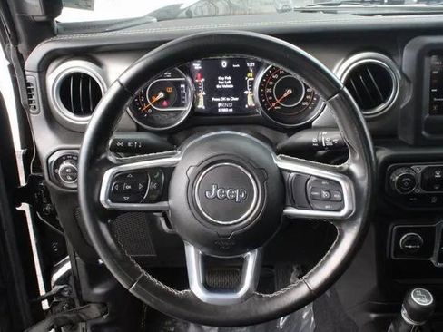 Used 2021 Jeep Gladiator Overland w/ LED Lighting Group image 21