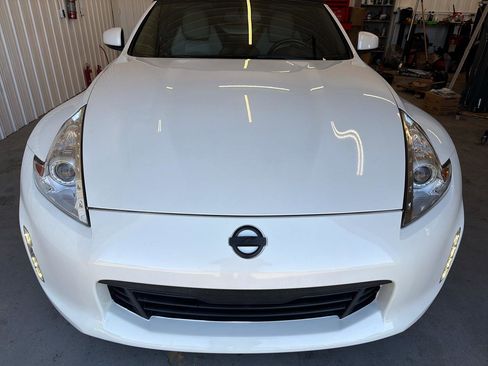 Used 2014 Nissan 370Z Touring RWD image 7