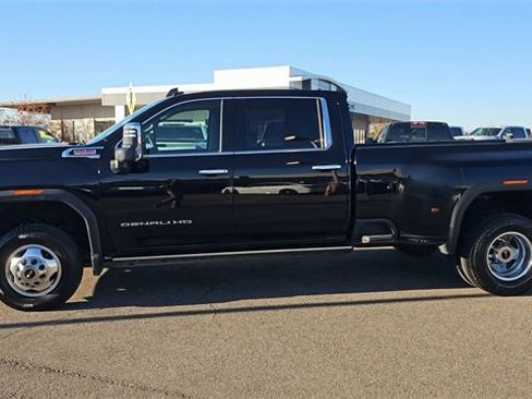 Used 2023 GMC Sierra 3500 Denali w/ Denali Ultimate Package image 5