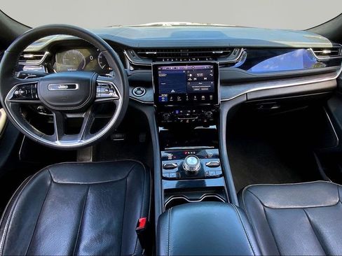 Used 2023 Jeep Grand Cherokee L Overland image 7