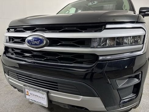 Used 2022 Ford Expedition Max XLT image 27
