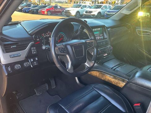 Used 2017 GMC Yukon XL Denali w/ Open Road Package image 16