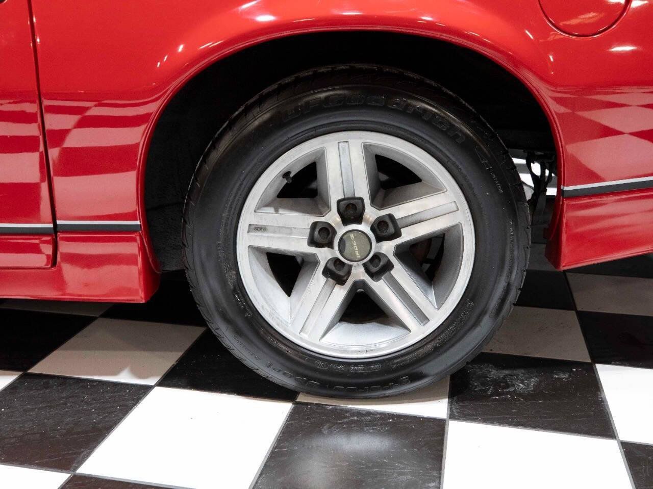 Used 1987 Chevrolet Camaro Z28 RWD image 23