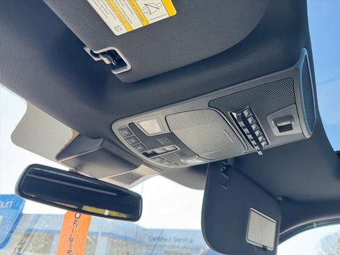 Used 2022 Ford F350 Lariat w/ Lariat Ultimate Package image 25