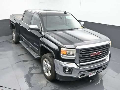Used 2016 GMC Sierra 2500 SLT w/ Suspension Package, Off-Road AWD/4WD image 34