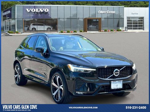 Used 2024 Volvo XC60 B5 Ultimate w/ Protection Package Premier AWD/4WD image 1