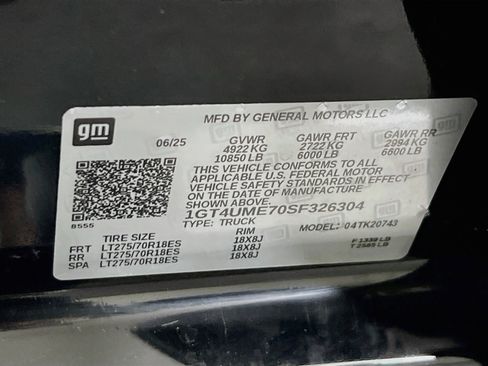 Used 2025 GMC Sierra 2500 SLE image 30