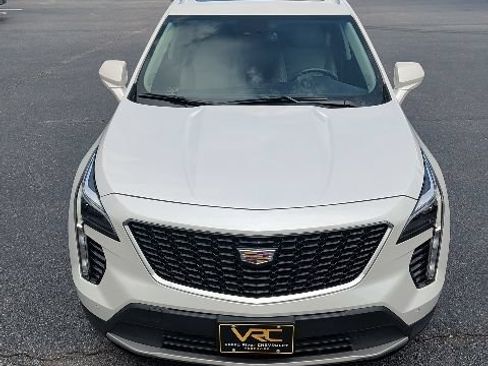 Used 2019 Cadillac XT4 Premium Luxury FWD image 4