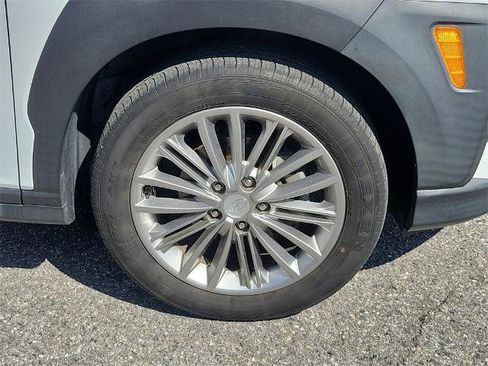 Used 2021 Hyundai Kona SEL image 7