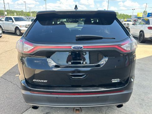 Used 2017 Ford Edge SEL w/ Equipment Group 201A AWD/4WD image 6