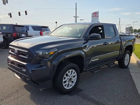 Used 2024 Toyota Tacoma SR5 RWD image 3