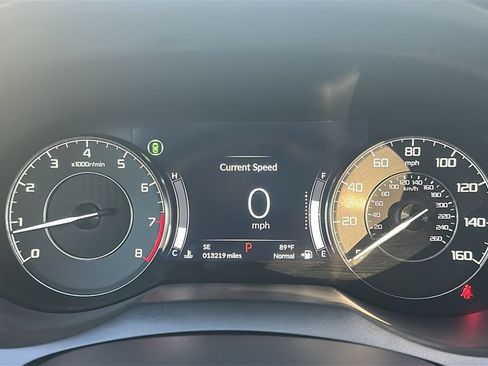 Used 2025 Acura RDX SH-AWD w/ Technology Package image 2
