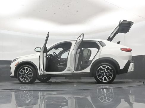 Used 2026 BMW X2 xDrive28i AWD/4WD image 60