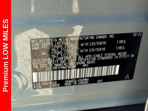 Used 2022 Toyota RAV4 XLE Premium FWD image 31