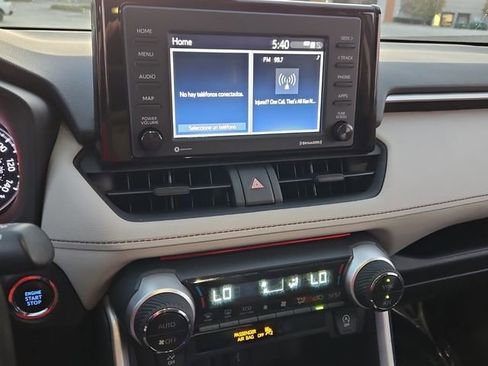 Used 2022 Toyota RAV4 XLE image 22