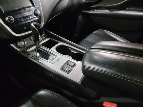 Used 2020 Nissan Murano SL w/ Moonroof Package AWD/4WD image 26