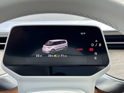 New 2025 Volkswagen ID. Buzz Pro S Plus image 18