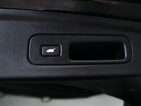 Used 2023 Acura MDX SH-AWD w/ Advance Package image 48