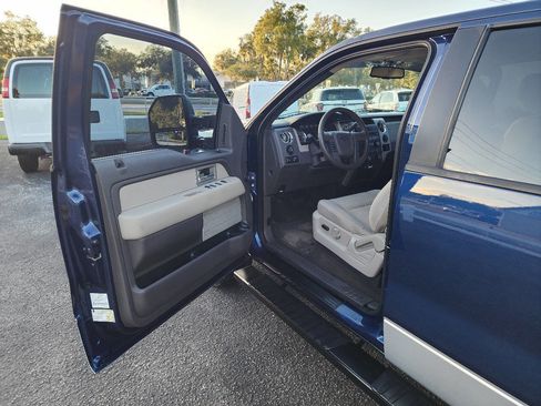 Used 2010 Ford F150 XLT image 13
