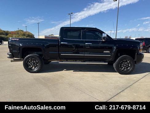 Used 2017 Chevrolet Silverado 2500 High Country w/ Duramax Plus Package image 26