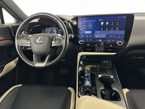 Used 2022 Lexus NX 350 AWD w/ Luxury Package image 4