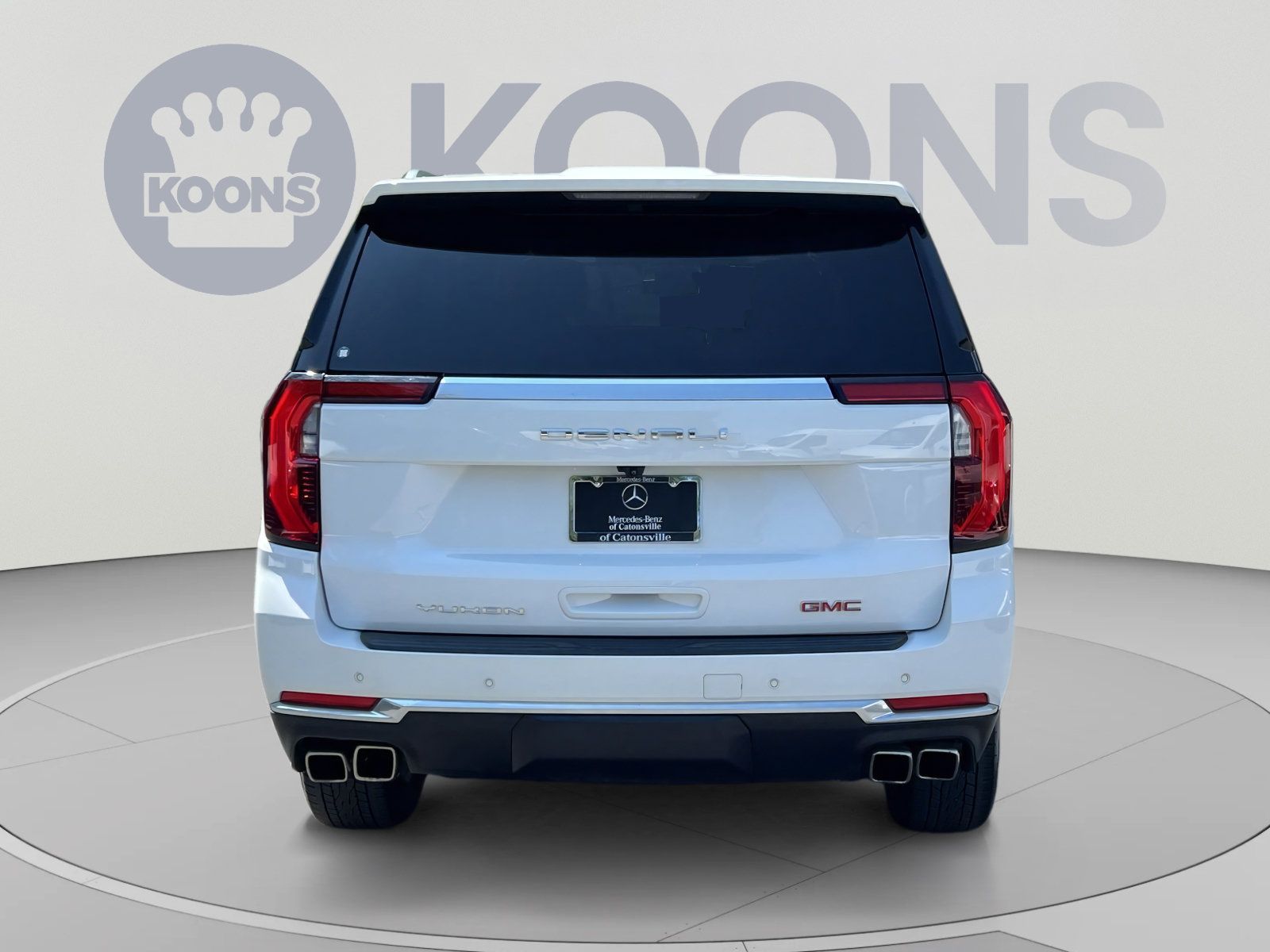 Used 2025 GMC Yukon XL Denali AWD/4WD image 10
