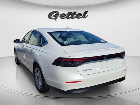 Used 2023 Honda Accord LX image 5