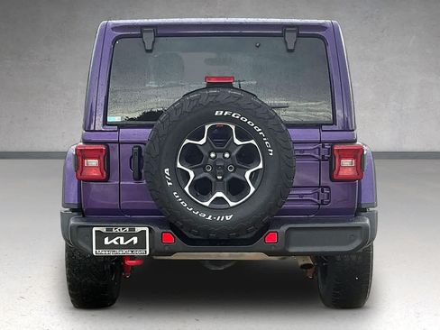 Used 2023 Jeep Wrangler Unlimited Rubicon w/ LED Lighting Group AWD/4WD image 5