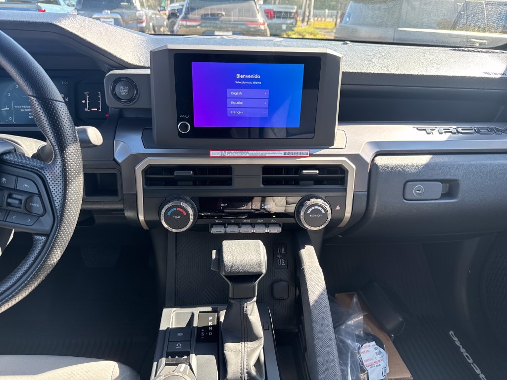 Certified 2026 Toyota Tacoma SR5 AWD/4WD image 24