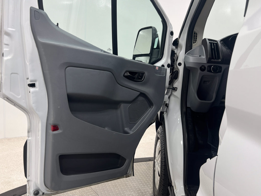 Used 2019 Ford Transit 150 148 Low Roof w/ Exterior Upgrade Package RWD image 14