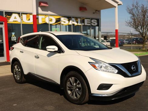 Used 2018 Nissan Murano S AWD/4WD image 3