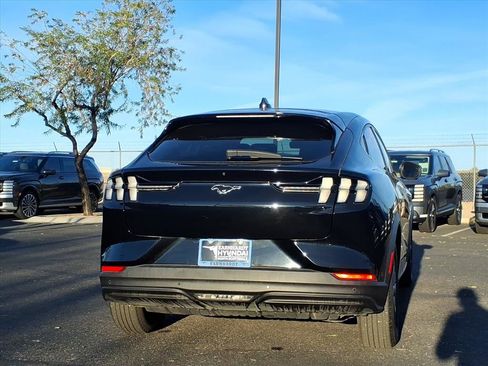 Used 2023 Ford Mustang Mach-E Select image 5