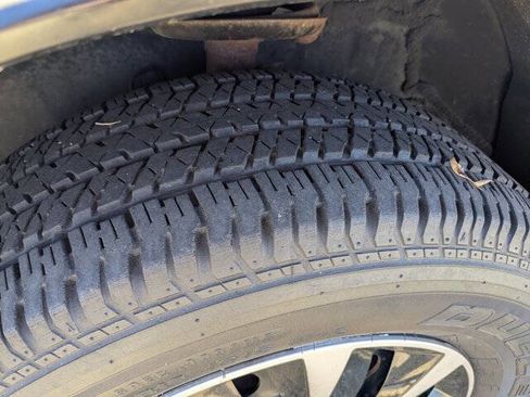 Used 2005 Saturn Vue AWD image 11