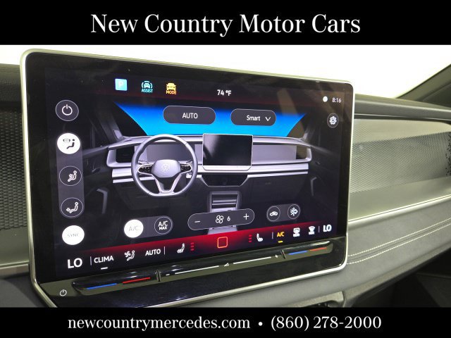 Used 2025 Volkswagen Tiguan SE R-Line AWD/4WD image 28