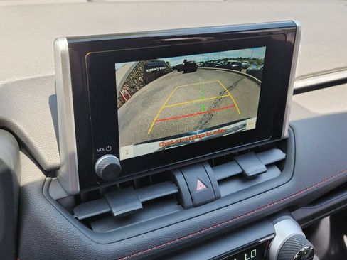 Used 2024 Toyota RAV4 SE w/ Weather & Moonroof Package AWD/4WD image 9