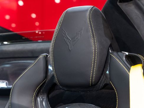 Used 2025 Chevrolet Corvette Z06 w/ Stealth Interior Trim Package RWD image 6