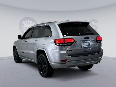 Used 2021 Jeep Grand Cherokee Laredo X image 14