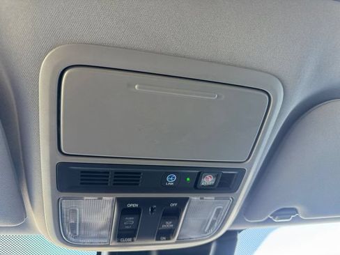 Used 2019 Honda Odyssey Elite image 26