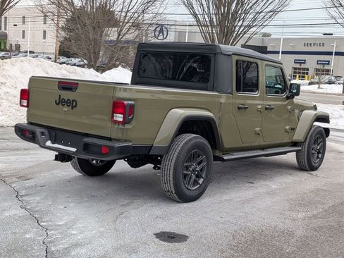New 2026 Jeep Gladiator Sport image 3