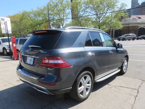 Used 2014 Mercedes-Benz ML 350 4MATIC image 4