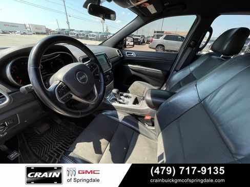 Used 2021 Jeep Grand Cherokee Laredo X AWD/4WD image 10