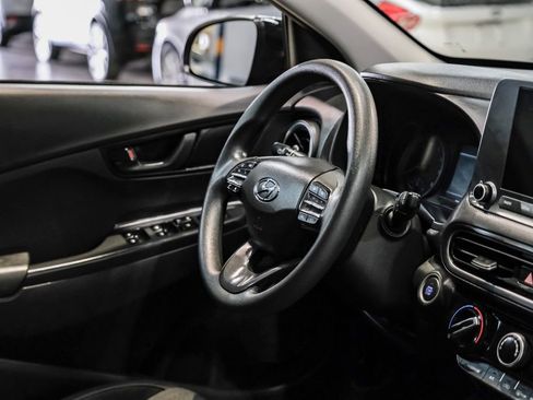 Used 2022 Hyundai Kona SEL image 15