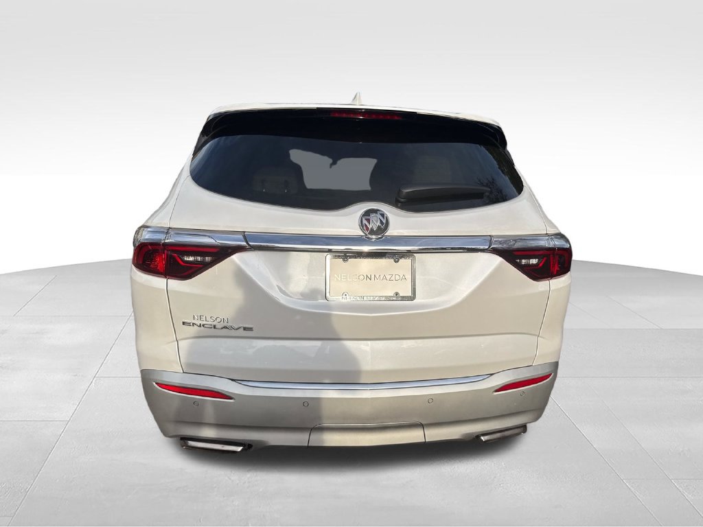 Used 2023 Buick Enclave Premium w/ Experience Buick Package FWD image 5
