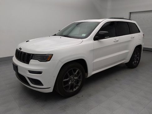 Used 2020 Jeep Grand Cherokee Limited X image 2