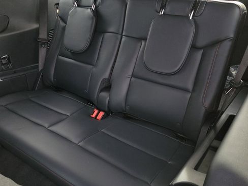 New 2026 Ford Explorer ST-Line w/ ST-Line Street Pack image 8