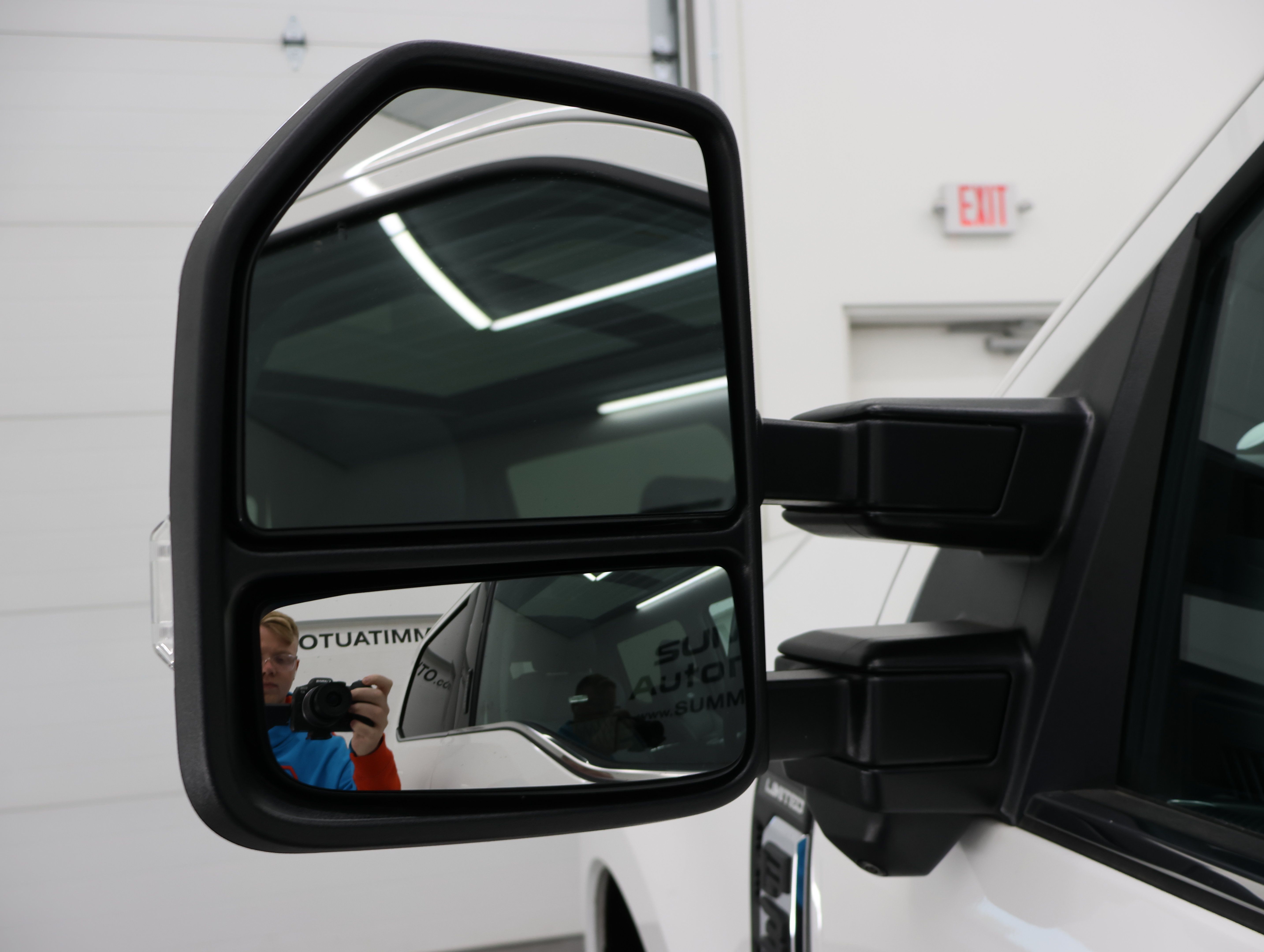 Used 2024 Ford F350 Limited w/ FX4 Off-Road Package AWD/4WD image 46