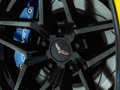 Used 2008 Chevrolet Corvette Z06 w/ Preferred Equipment Group image 6