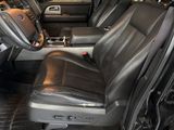 Used 2010 Ford Expedition Limited image 4