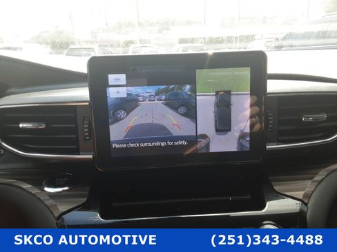 Used 2022 Ford Explorer Limited image 17